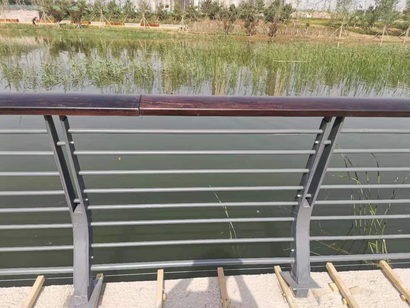 固原市桥梁防撞护栏景观护栏 - 方案